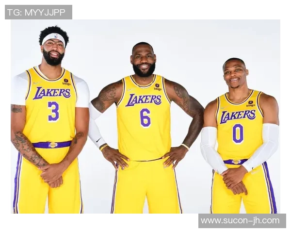 太阳与勇士季前赛直播精彩对决全程回顾与分析