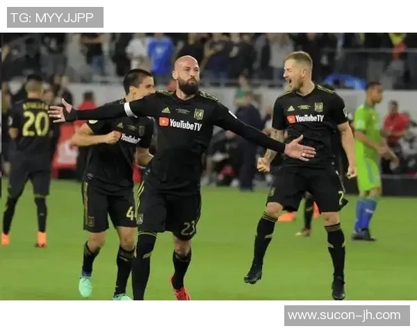 洛杉矶FC迎战皇家盐湖城激烈对决引发球迷热情期待