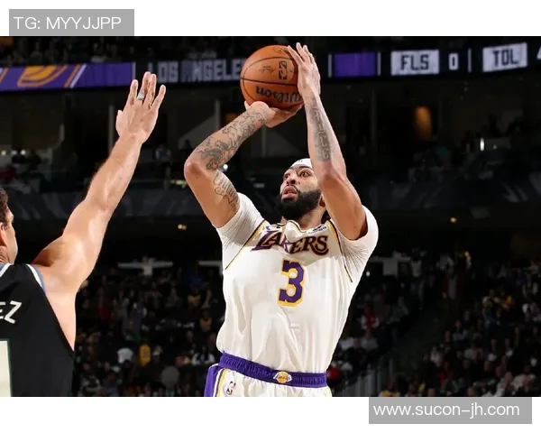 湖人对决雄鹿戴维斯能否再现巅峰状态引发球迷热议