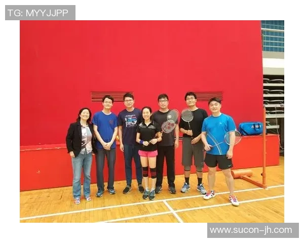 南京羽毛球队的拼搏历程与邀请赛背后的故事揭秘 南京羽毛球队的拼搏历程与邀请赛背后的故事揭秘