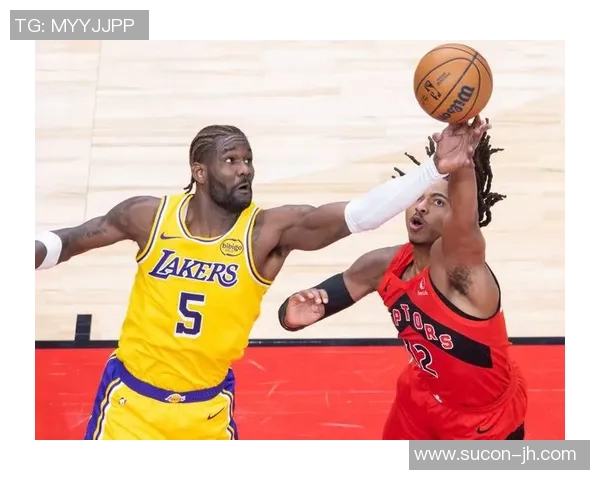 火箭队与猛龙队常规赛激战正酣球迷期待精彩对决与精彩表现