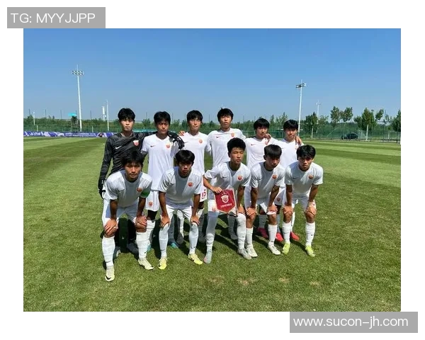上海足球队战术解析与未来发展方向的深度探讨 上海足球队战术解析与未来发展方向的深度探讨